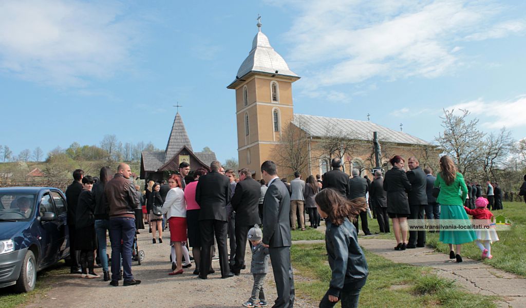 Read more about the article Oarţa de Sus – Duminica Tomii – Sărbătoarea satului 2015 (VIDEO-Galerie FOTO)