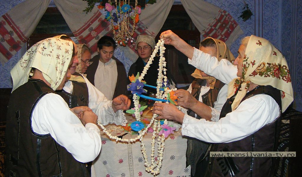 Read more about the article Oarţa de Sus – Primul Pom de Crăciun (VIDEO-Galerie FOTO)